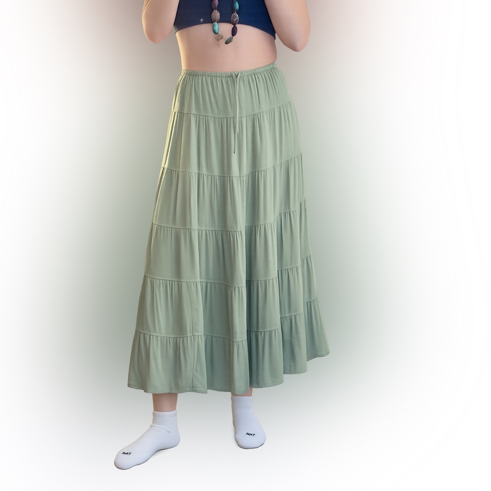 Aritzia Women's Boho Chic Tiered Maxi Skirt in Sage Green- Size‎ Small